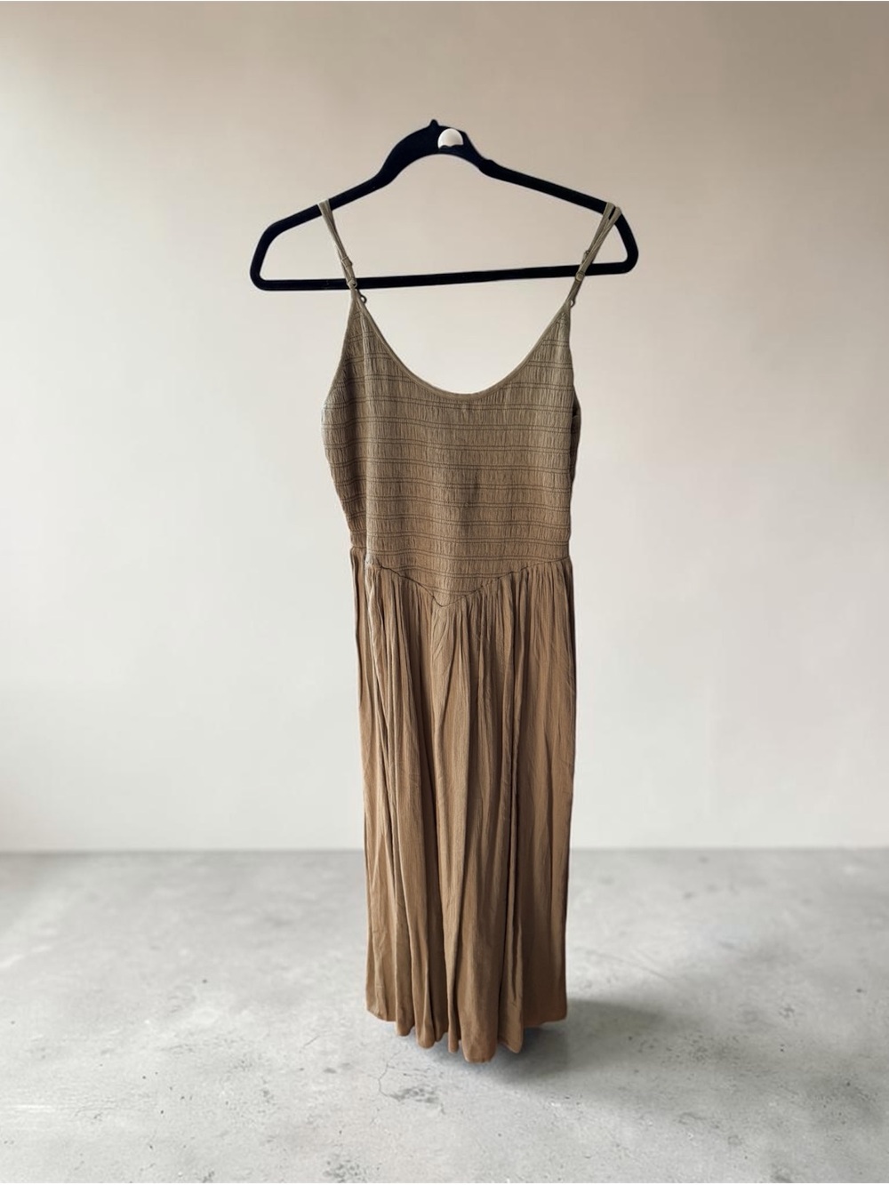 Aerie at the barre midi dress in olive